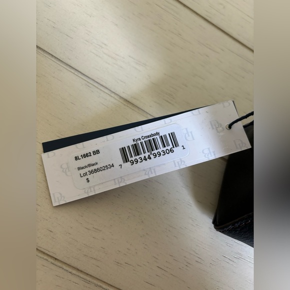 NEW W/ TAGS! Dooney and Bourke Florentine Kyra Crossbody - Picture 5 of 7